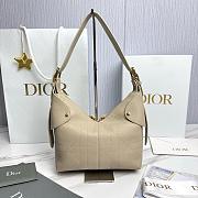 Small Dior Voyage Bag Beige Flat Macrocannage Grained Calfskin - 22x15x9.5cm - 5