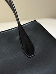 The Row Alger Shoulder Bag in Leather Black - 39x9.5x19cm - 3