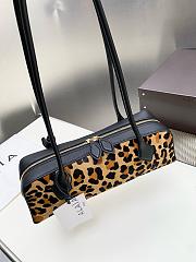 Alaia Le Teckel Medium Bag In Leopard Haircalf Brown - 33x11x10cm - 3