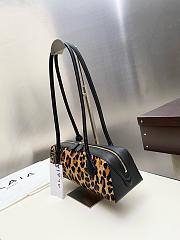 Alaia Le Teckel Medium Bag In Leopard Haircalf Brown - 33x11x10cm - 2
