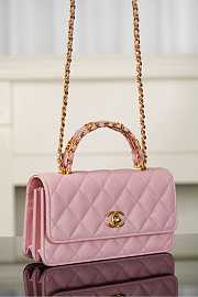 Chanel Clutch With Chain Grained Shiny Calfskin & Gold Tone Metal Light Pink - 18.5x11x6cm - 5