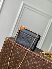 LV Wallet On Chain Rosy Black M13569 - 19.5x13.5x6.5cm - 2