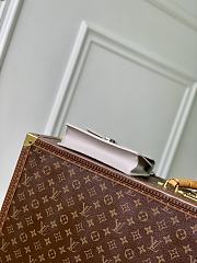 LV Wallet On Chain Rosy Brume Gray M13570 - 19.5x13.5x6.5cm - 3