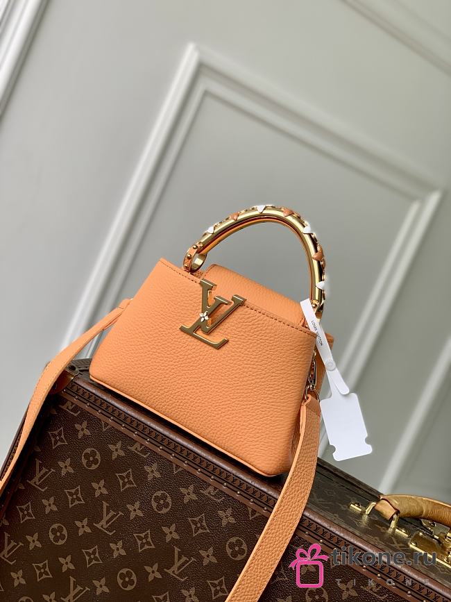 LV Capucines Mini Taurillon Leather Apricot M14396 - 21x13.6x8cm - 1