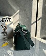 Loewe Large Puzzle Edge Bag In Grained Calfskin Green - 33x21.5x15cm - 2