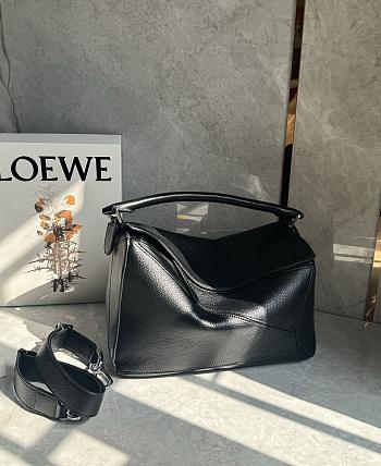 Loewe Large Puzzle Edge Bag In Grained Calfskin Black - 33x21.5x15cm