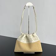 Bottega Veneta Dustbag in Natural/ Sea Salt - 32x23cm - 1