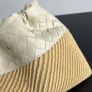 Bottega Veneta Dustbag in Natural/ Sea Salt - 32x23cm - 2