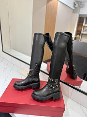 Valentino Thigh Boots Garavani Rockstud Black   - 2