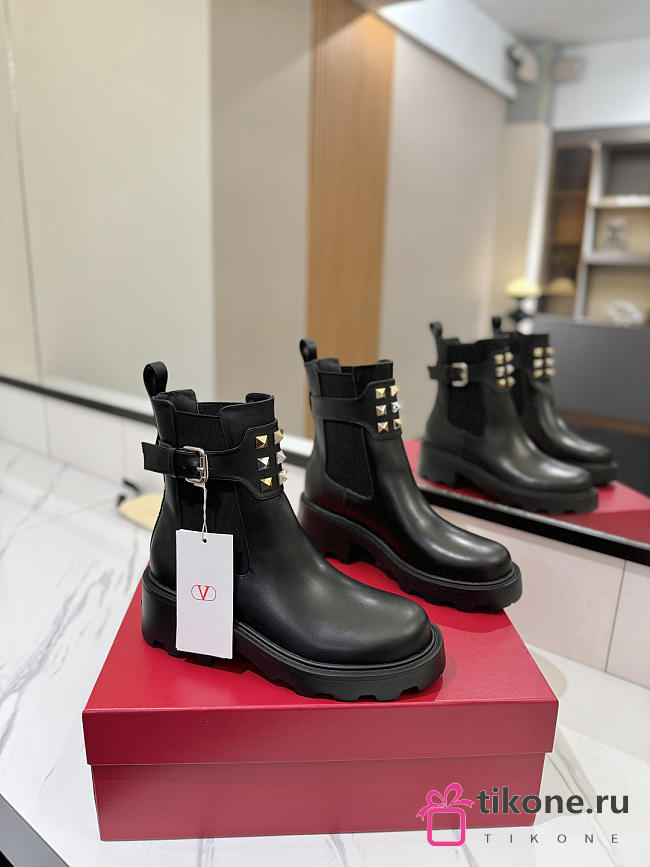 Valentino Short Boots Garavani Double Strap Flat Rockstud Black - 1