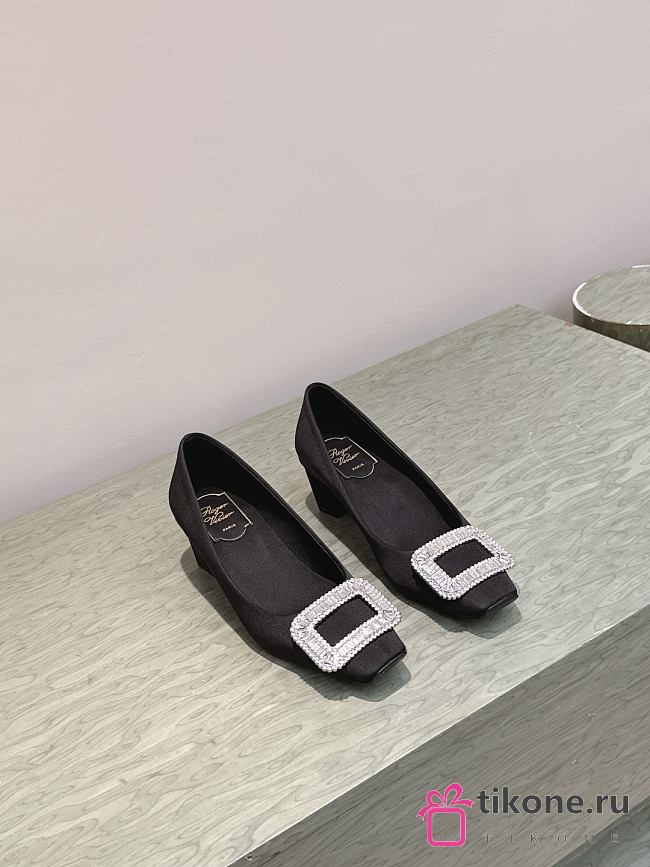 Roger Vivier Belle Vivier Pumps In Satin Black 4.5cm - 1