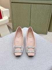 Roger Vivier Belle Vivier Pumps In Satin Beige 4.5cm - 5