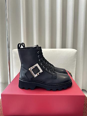 Roger Vivier Viv Rangers Truck Booties In Leather Black 