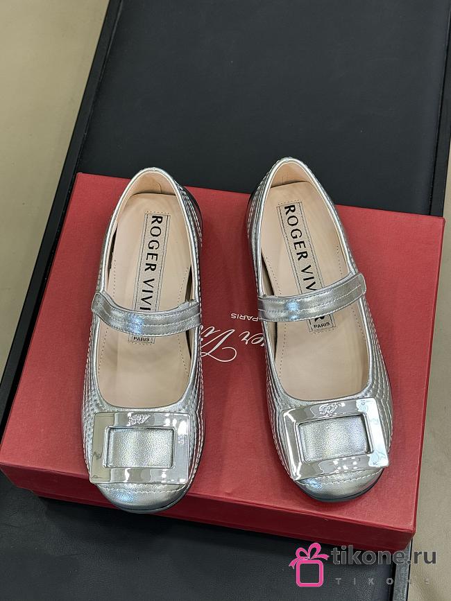 Roger Vivier Viv Low Mary Janes In Leather Silver - 1