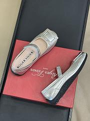 Roger Vivier Viv Low Mary Janes In Leather Silver - 3