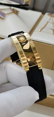 Rolex Cosmograph Daytona Watch 18 CT Yellow Gold 40mm - 5