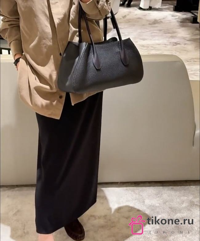 The Row Alger Shoulder Bag Textured Calfskin Leather in Black - 39x9.5x19cm - 1