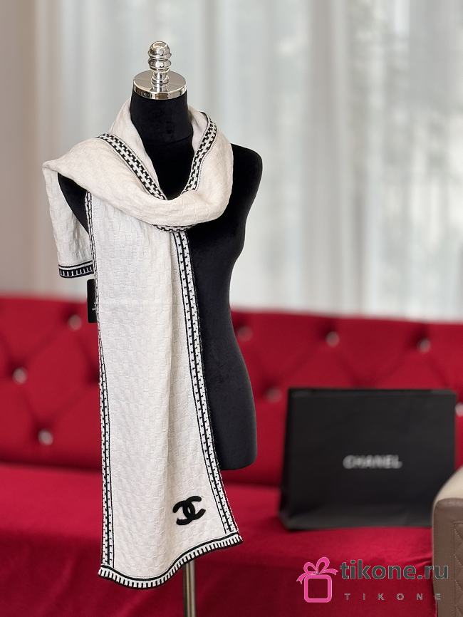 Chanel Cashmere Silk CC Knitted Scarf White - 35x195cm - 1