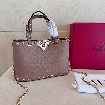 VLTN Rockstud Mini Shopping Bag In Grainy Calfskin Nude - 18.5x12.5x5.5cm