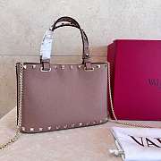 VLTN Rockstud Mini Shopping Bag In Grainy Calfskin Nude - 18.5x12.5x5.5cm - 5