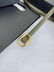 YSL Oval Buckle Thin Belt In Smooth Leather 1.5cm Gold Hardware Green  - 5