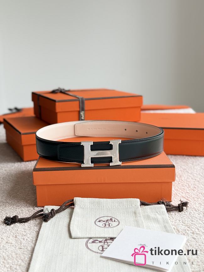 Hermes H Striee Belt Buckle & Reversible Leather Strap 32mm Box Togo Black/White Silver - 1