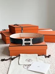 Hermes H Striee Belt Buckle & Reversible Leather Strap 32mm Box Togo Black/White Silver - 1