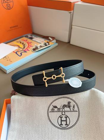 Hermes H Equestre Belt Buckle & Reversible Leather Strap 24mm Swift Epsom Black Gold