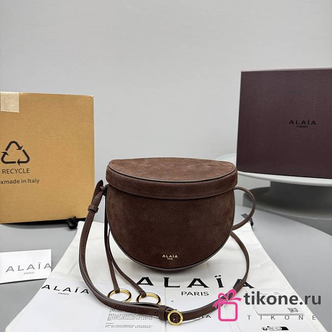 Alaia Hip Bag In Nubuck Brown - 20x16x11cm - 1