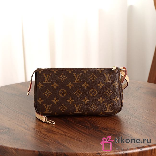 LV Pochette Accessoires Monogram Coated Canvas M40712 - 23.5x13.5x4cm - 1