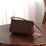 LV Pochette Accessoires Monogram Coated Canvas M40712 - 23.5x13.5x4cm - 5