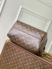 LV Speedy P9 30 Alligator Leather Chocolate - 32x22.5x18cm - 5