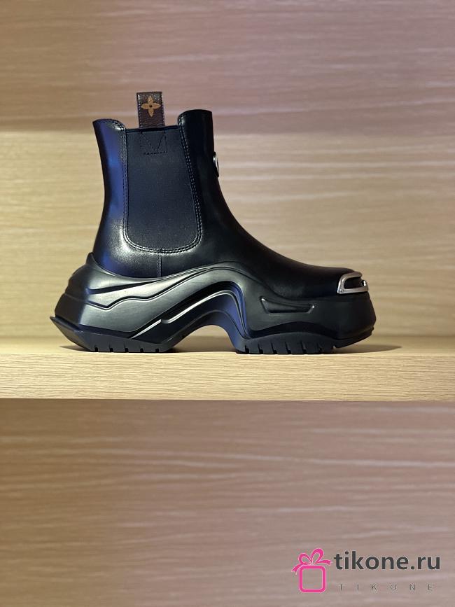 LV Archlight 2.0 Platform Boots Black 1AB15D - 1