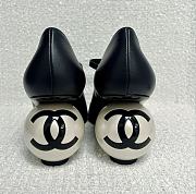Chanel Mary Janes Lambskin Patent Calfskin & Imitation Pearls Black & White - 4