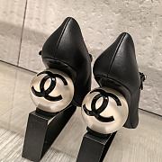 Chanel Mary Janes Lambskin Patent Calfskin & Imitation Pearls Black & White - 2
