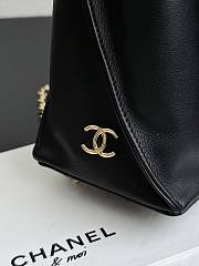 Chanel Clutch With Chain Lambskin & Gold Tone Metal Black - 18x9x9cm - 6