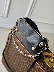 LV Side Trunk MM East West Monogram Eclipse M26226 - 28x15x7cm - 6