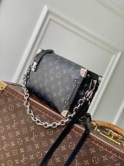 LV Side Trunk MM East West Monogram Eclipse M26226 - 28x15x7cm - 4