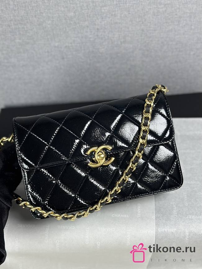 Chanel Mini Flap Bag Patent Lambskin & Gold Tone Metal Black - 19.5x12x5cm - 1
