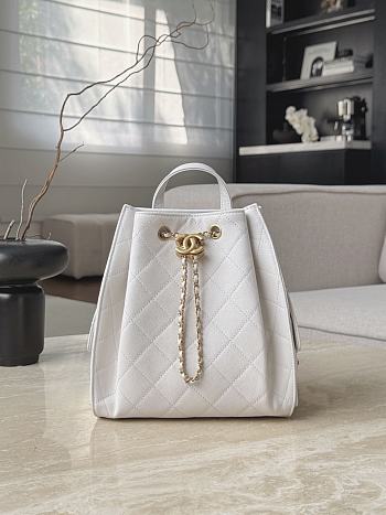 Chanel 25 Medium Backpack Grained Calfskin & Gold Tone Metal White - 23x23x14cm