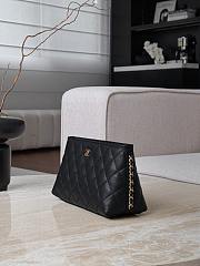 Chanel Pouch Grained Shiny Calfskin & Gold Tone Metal Black - 23x12x8cm - 5