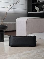 Chanel Pouch Grained Shiny Calfskin & Gold Tone Metal Black - 23x12x8cm - 3