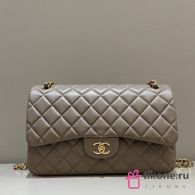 Chanel Jumbo Quilted Lambskin Beige Taupe Gold Hardware - 30x19.5x10cm - 1