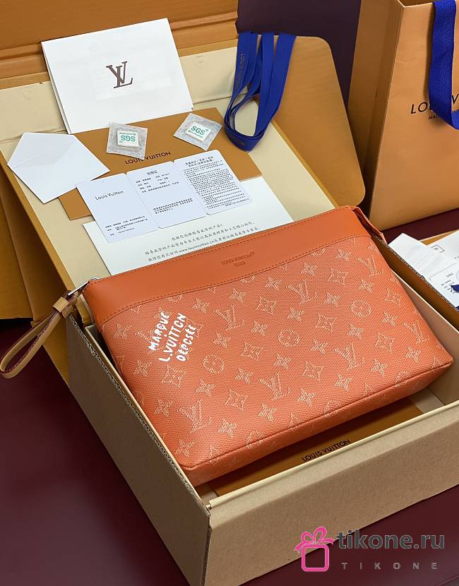 LV Pochette Voyage Souple Monogram Heritage Orange - 30x21x7.5cm - 1