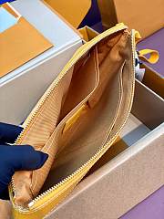 LV Pochette Voyage Souple Monogram Heritage Yellow - 30x21x7.5cm - 4