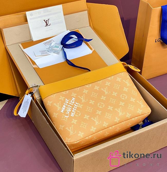 LV Pochette Voyage Souple Monogram Heritage Yellow - 30x21x7.5cm - 1