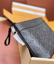LV Pochette Voyage Souple Monogram Shadow M82545 - 30x21x7.5cm - 3