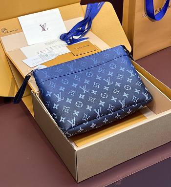 LV Pochette Voyage Souple Monogram Gradient Canvas Blue - 30x21x7.5cm