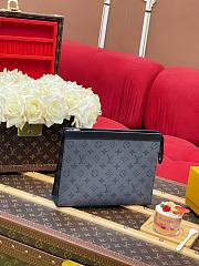 LV Pochette Voyage MM Monogram Eclipse Canvas Gray M69535 - 27x21x6cm - 1