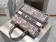 Dior Lucky Medium Dior Book Tote Pink Multicolor Dior Flowers Calendar Allover Embroidery - 36x27.5x16.5cm - 5